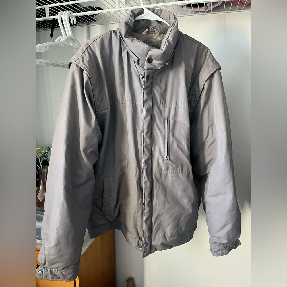 Men’s Coat - Picture 2 of 3